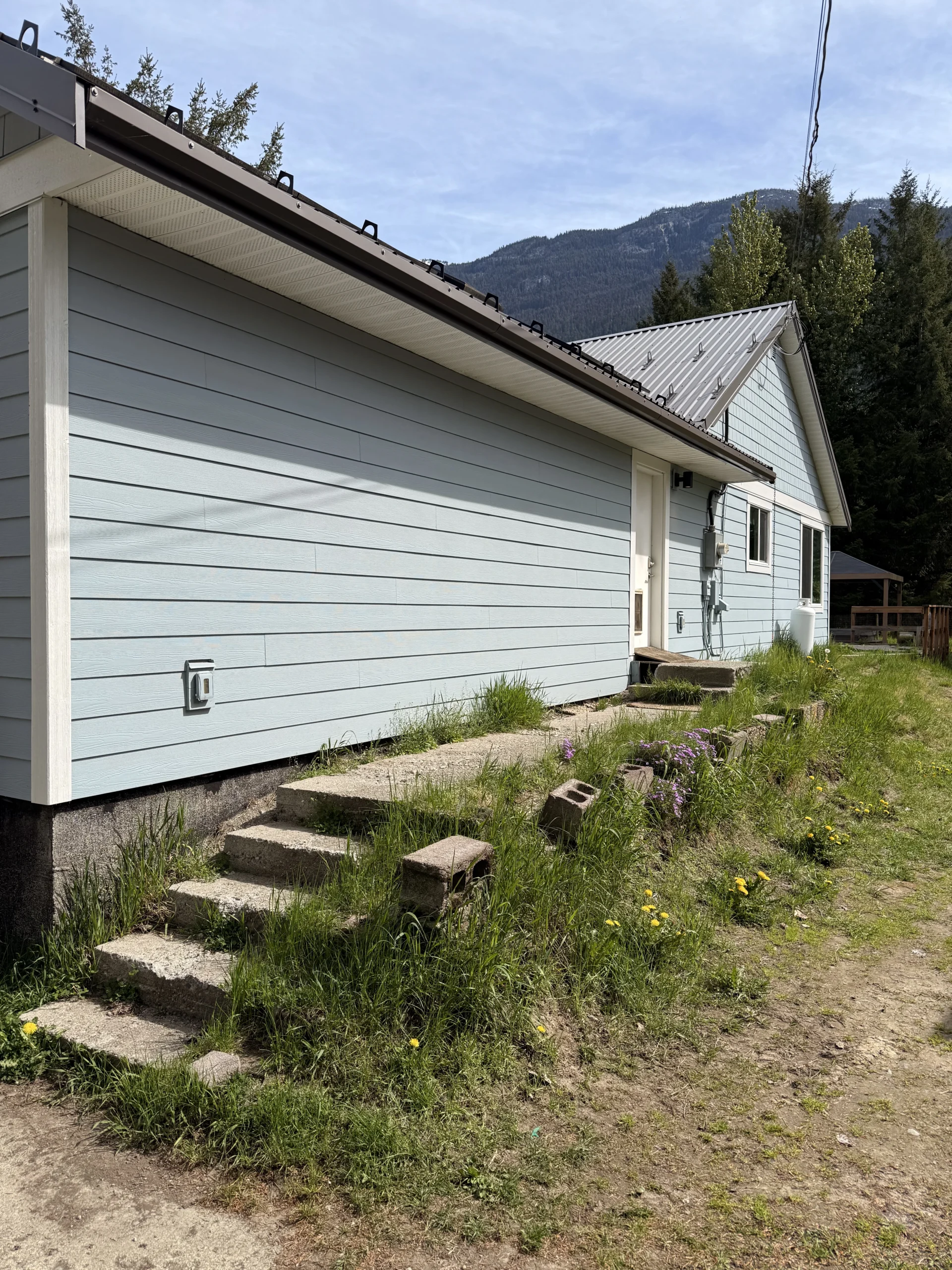 Replacing a Failing Retaining Wall in Pemberton with Locally Sourced Granite